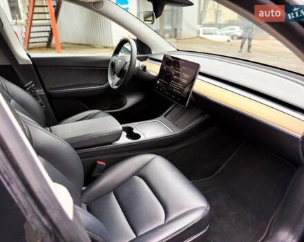 Чорний Тесла Model Y, об'ємом двигуна 0 л та пробігом 48 тис. км за 28800 $, фото 12 на Automoto.ua