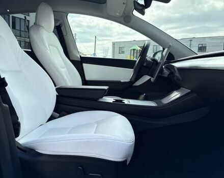 Тесла Model Y 2022 в Луцке на Automoto.ua Черный Тесла Model Y, объемом двигателя 0 л и пробегом 222 тыс. км за 19999 $, фото 43 на Automoto.ua