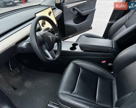 Черный Тесла Model Y, объемом двигателя 0 л и пробегом 46 тыс. км за 34000 $, фото 12 на Automoto.ua