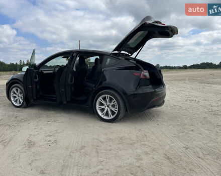 Черный Тесла Model Y, объемом двигателя 0 л и пробегом 83 тыс. км за 25500 $, фото 18 на Automoto.ua