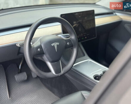 Черный Тесла Model Y, объемом двигателя 0 л и пробегом 58 тыс. км за 34500 $, фото 39 на Automoto.ua