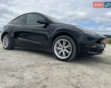 Черный Тесла Model Y, объемом двигателя 0 л и пробегом 83 тыс. км за 25500 $, фото 11 на Automoto.ua