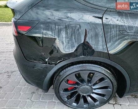 Черный Тесла Model Y, объемом двигателя 0 л и пробегом 49 тыс. км за 25900 $, фото 8 на Automoto.ua
