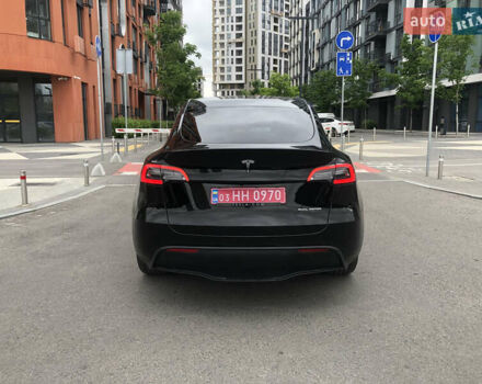 Черный Тесла Model Y, объемом двигателя 0 л и пробегом 43 тыс. км за 32490 $, фото 17 на Automoto.ua