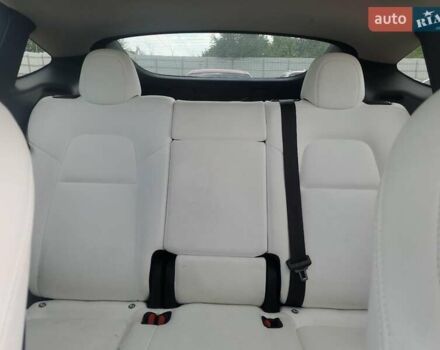 Черный Тесла Model Y, объемом двигателя 0 л и пробегом 136 тыс. км за 10200 $, фото 9 на Automoto.ua