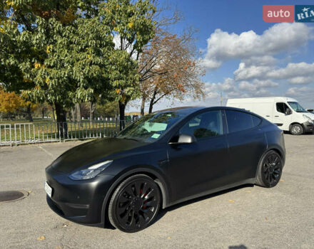 Черный Тесла Model Y, объемом двигателя 0 л и пробегом 50 тыс. км за 39999 $, фото 6 на Automoto.ua