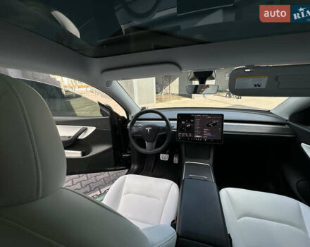 Черный Тесла Model Y, объемом двигателя 0 л и пробегом 136 тыс. км за 26199 $, фото 44 на Automoto.ua