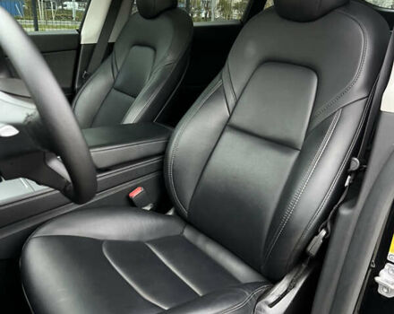 Черный Тесла Model Y, объемом двигателя 0 л и пробегом 61 тыс. км за 22900 $, фото 15 на Automoto.ua