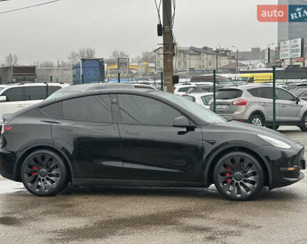 Чорний Тесла Model Y, об'ємом двигуна 0 л та пробігом 27 тис. км за 28900 $, фото 5 на Automoto.ua