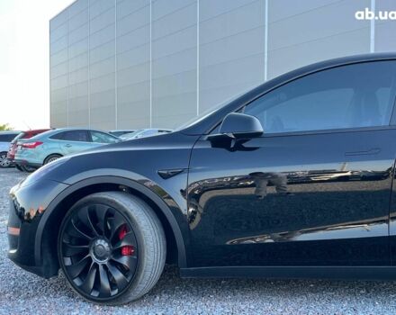 Черный Тесла Model Y, объемом двигателя 0 л и пробегом 73 тыс. км за 27890 $, фото 11 на Automoto.ua