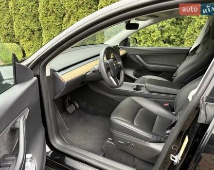 Чорний Тесла Model Y, об'ємом двигуна 0 л та пробігом 43 тис. км за 25000 $, фото 5 на Automoto.ua