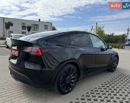 Тесла Model Y 2022 в Луцке на Automoto.ua Черный Тесла Model Y, объемом двигателя 0 л и пробегом 222 тыс. км за 19999 $, фото 5 на Automoto.ua