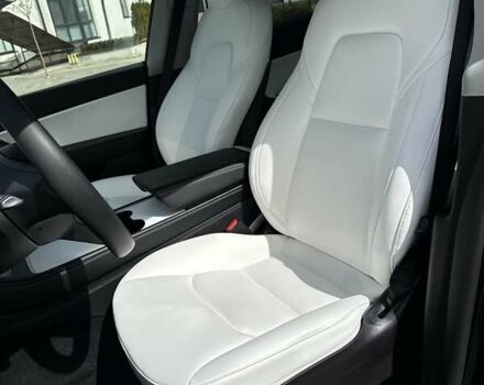 Тесла Model Y 2022 в Луцке на Automoto.ua Черный Тесла Model Y, объемом двигателя 0 л и пробегом 222 тыс. км за 19999 $, фото 35 на Automoto.ua
