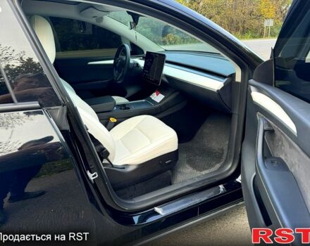 Чорний Тесла Model Y, об'ємом двигуна 0 л та пробігом 24 тис. км за 24500 $, фото 3 на Automoto.ua