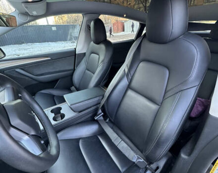 Черный Тесла Model Y, объемом двигателя 0 л и пробегом 58 тыс. км за 30500 $, фото 5 на Automoto.ua