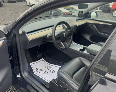 Черный Тесла Model Y, объемом двигателя 0 л и пробегом 224 тыс. км за 27500 $, фото 15 на Automoto.ua