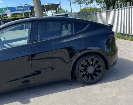Черный Тесла Model Y, объемом двигателя 0 л и пробегом 22 тыс. км за 35000 $, фото 3 на Automoto.ua