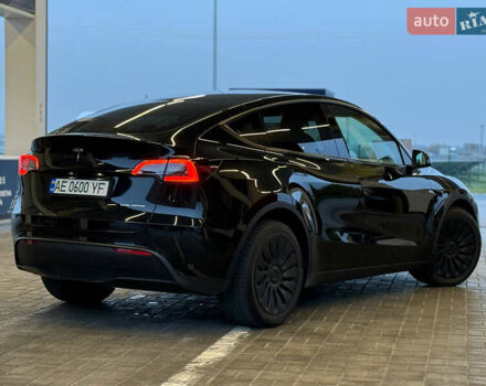 Черный Тесла Model Y, объемом двигателя 0 л и пробегом 53 тыс. км за 34999 $, фото 10 на Automoto.ua