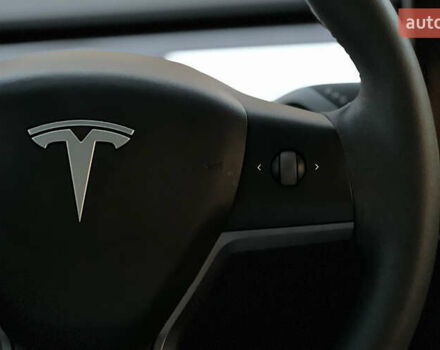 Черный Тесла Model Y, объемом двигателя 0 л и пробегом 121 тыс. км за 25750 $, фото 12 на Automoto.ua