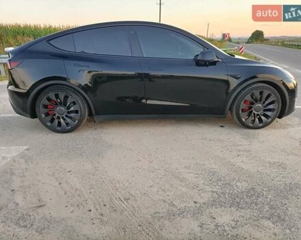 Черный Тесла Model Y, объемом двигателя 0 л и пробегом 50 тыс. км за 26600 $, фото 16 на Automoto.ua
