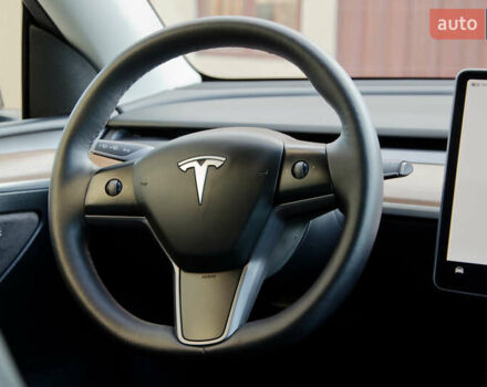 Чорний Тесла Model Y, об'ємом двигуна 0 л та пробігом 130 тис. км за 25500 $, фото 29 на Automoto.ua