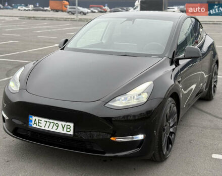 Черный Тесла Model Y, объемом двигателя 0 л и пробегом 22 тыс. км за 27999 $, фото 3 на Automoto.ua