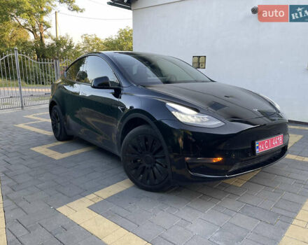 Черный Тесла Model Y, объемом двигателя 0 л и пробегом 65 тыс. км за 25500 $, фото 6 на Automoto.ua