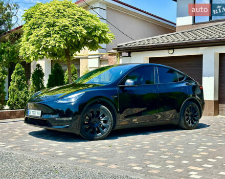 Черный Тесла Model Y, объемом двигателя 0 л и пробегом 50 тыс. км за 24999 $, фото 4 на Automoto.ua