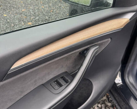 Черный Тесла Model Y, объемом двигателя 0 л и пробегом 224 тыс. км за 27500 $, фото 17 на Automoto.ua