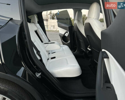 Чорний Тесла Model Y, об'ємом двигуна 0 л та пробігом 135 тис. км за 26499 $, фото 48 на Automoto.ua