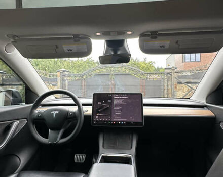 Черный Тесла Model Y, объемом двигателя 0 л и пробегом 74 тыс. км за 27999 $, фото 6 на Automoto.ua