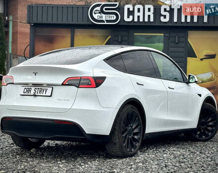 Тесла Model Y 2022 у Стрые на Automoto.ua Чорний Тесла Model Y, об'ємом двигуна 0 л та пробігом 61 тис. км за 27400 $, фото 49 на Automoto.ua