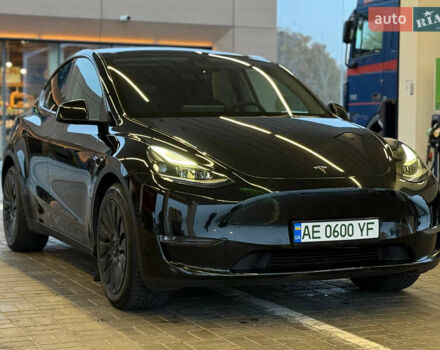 Черный Тесла Model Y, объемом двигателя 0 л и пробегом 53 тыс. км за 34999 $, фото 11 на Automoto.ua