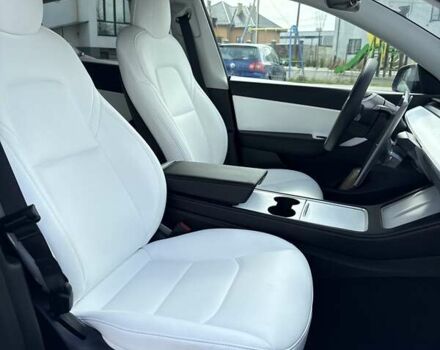 Тесла Model Y 2022 в Луцке на Automoto.ua Черный Тесла Model Y, объемом двигателя 0 л и пробегом 222 тыс. км за 19999 $, фото 40 на Automoto.ua