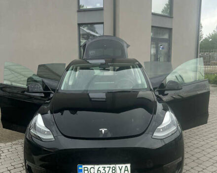 Черный Тесла Model Y, объемом двигателя 0 л и пробегом 28 тыс. км за 35990 $, фото 14 на Automoto.ua