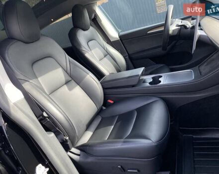 Тесла Model Y 2022 у Луцьку на Automoto.ua Чорний Тесла Model Y, об'ємом двигуна 0 л та пробігом 224 тис. км за 27500 $, фото 63 на Automoto.ua