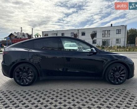 Тесла Model Y 2022 в Луцке на Automoto.ua Черный Тесла Model Y, объемом двигателя 0 л и пробегом 222 тыс. км за 19999 $, фото 20 на Automoto.ua