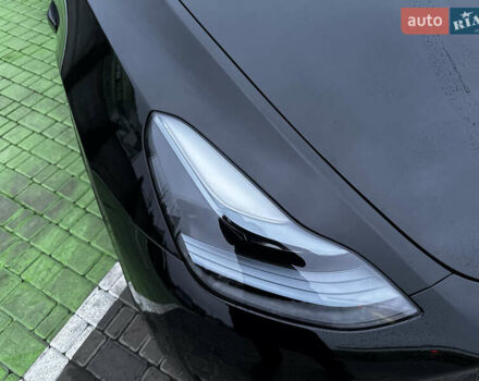 Черный Тесла Model Y, объемом двигателя 0 л и пробегом 85 тыс. км за 28000 $, фото 43 на Automoto.ua