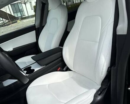 Тесла Model Y 2022 в Луцке на Automoto.ua Черный Тесла Model Y, объемом двигателя 0 л и пробегом 222 тыс. км за 19999 $, фото 56 на Automoto.ua