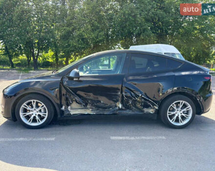 Тесла Model Y 2022 в Ровно на Automoto.ua Черный Тесла Model Y, объемом двигателя 0 л и пробегом 51 тыс. км за 23699 $, фото 4 на Automoto.ua