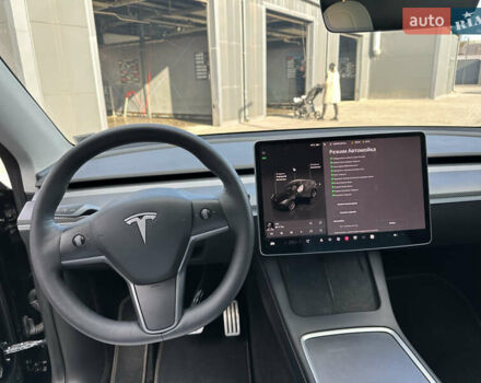 Черный Тесла Model Y, объемом двигателя 0 л и пробегом 136 тыс. км за 26199 $, фото 37 на Automoto.ua