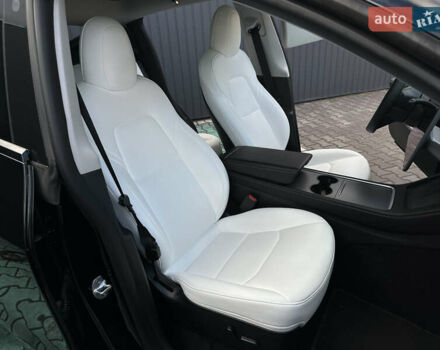 Черный Тесла Model Y, объемом двигателя 0 л и пробегом 136 тыс. км за 26199 $, фото 55 на Automoto.ua