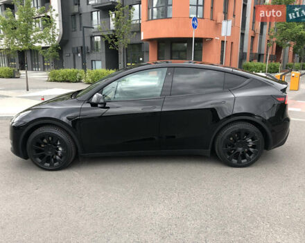 Черный Тесла Model Y, объемом двигателя 0 л и пробегом 43 тыс. км за 32490 $, фото 7 на Automoto.ua