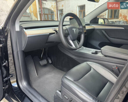 Черный Тесла Model Y, объемом двигателя 0 л и пробегом 58 тыс. км за 34500 $, фото 40 на Automoto.ua