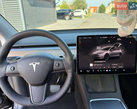 Черный Тесла Model Y, объемом двигателя 0 л и пробегом 79 тыс. км за 31999 $, фото 16 на Automoto.ua