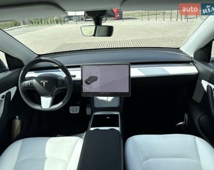 Тесла Model Y 2022 в Луцке на Automoto.ua Черный Тесла Model Y, объемом двигателя 0 л и пробегом 222 тыс. км за 19999 $, фото 48 на Automoto.ua
