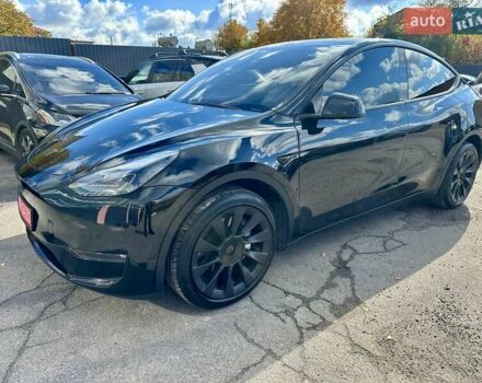 Черный Тесла Model Y, объемом двигателя 0 л и пробегом 49 тыс. км за 27555 $, фото 5 на Automoto.ua