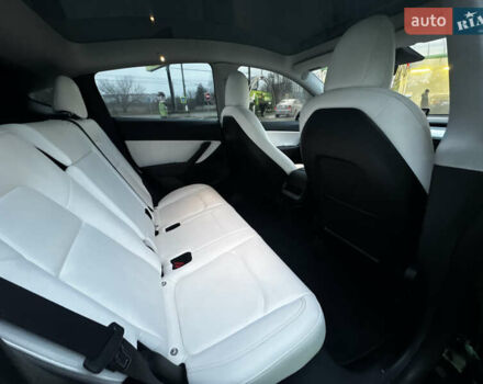 Черный Тесла Model Y, объемом двигателя 0 л и пробегом 85 тыс. км за 28000 $, фото 33 на Automoto.ua