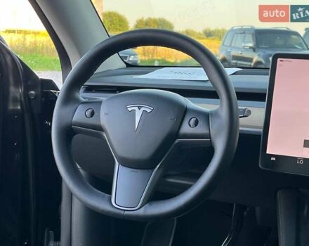 Черный Тесла Model Y, объемом двигателя 0 л и пробегом 73 тыс. км за 27890 $, фото 33 на Automoto.ua