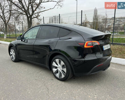 Черный Тесла Model Y, объемом двигателя 0 л и пробегом 61 тыс. км за 22900 $, фото 3 на Automoto.ua